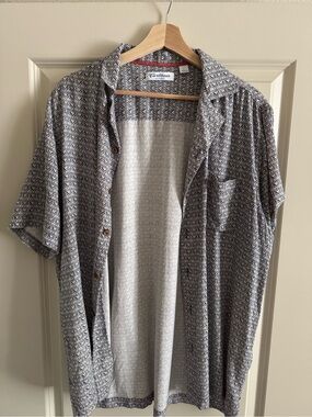 Bueno Gray & White Geometric Short-Sleeve Button-Down Shirt